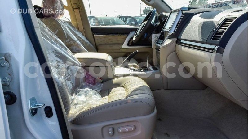 Big with watermark toyota land cruiser maseru import dubai 16618