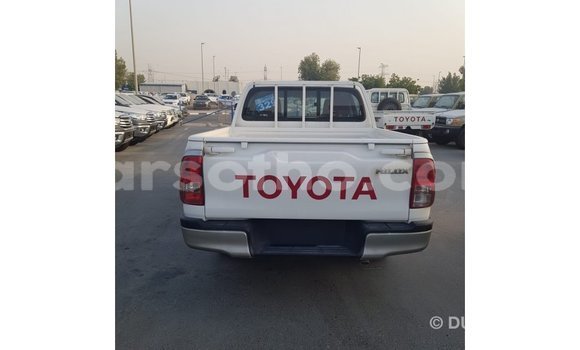 اشتري Imported Toyota Hilux White سيارة في Import - Dubai في Maseru اشتري Imported Toyota Hilux White سيارة في Import - Dubai في Maseru