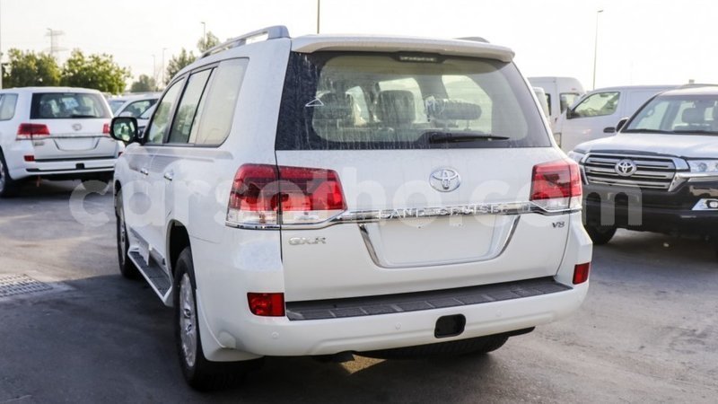 Big with watermark toyota land cruiser maseru import dubai 16622