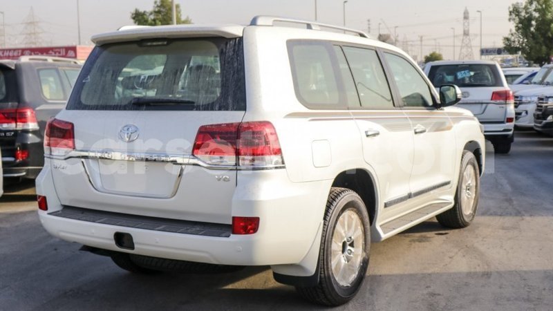 Big with watermark toyota land cruiser maseru import dubai 16622