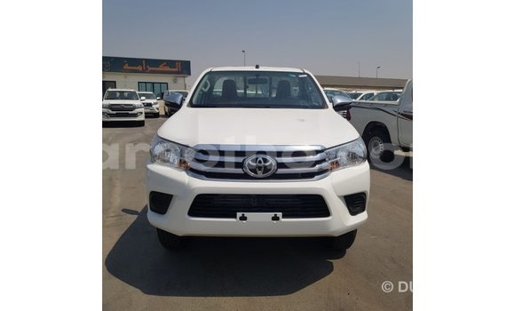اشتري Imported Toyota Hilux White سيارة في Import - Dubai في Maseru اشتري Imported Toyota Hilux White سيارة في Import - Dubai في Maseru