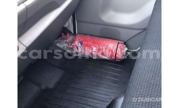 Buy Import Mitsubishi Carisma White Car in Import - Dubai in Maseru Buy Import Mitsubishi Carisma White Car in Import - Dubai in Maseru