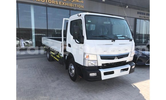 اشتري Imported Mitsubishi Carisma White سيارة في Import - Dubai في Maseru اشتري Imported Mitsubishi Carisma White سيارة في Import - Dubai في Maseru