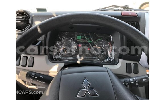 اشتري Imported Mitsubishi Carisma White سيارة في Import - Dubai في Maseru اشتري Imported Mitsubishi Carisma White سيارة في Import - Dubai في Maseru