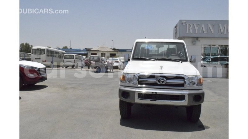 Big with watermark toyota land cruiser maseru import dubai 16630