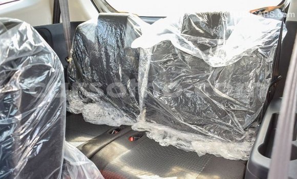 Acheter Import Voiture Toyota Rush Marron à Import - Dubai, Maseru Acheter Import Voiture Toyota Rush Marron à Import - Dubai, Maseru