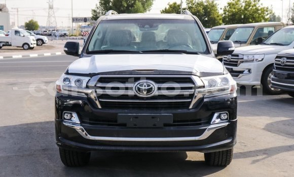 اشتري Imported Toyota Land Cruiser Black سيارة في Import - Dubai في Maseru اشتري Imported Toyota Land Cruiser Black سيارة في Import - Dubai في Maseru
