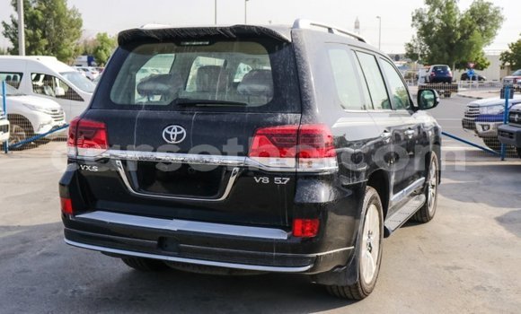 اشتري Imported Toyota Land Cruiser Black سيارة في Import - Dubai في Maseru اشتري Imported Toyota Land Cruiser Black سيارة في Import - Dubai في Maseru