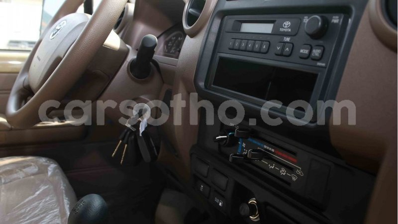 Big with watermark toyota land cruiser maseru import dubai 16651