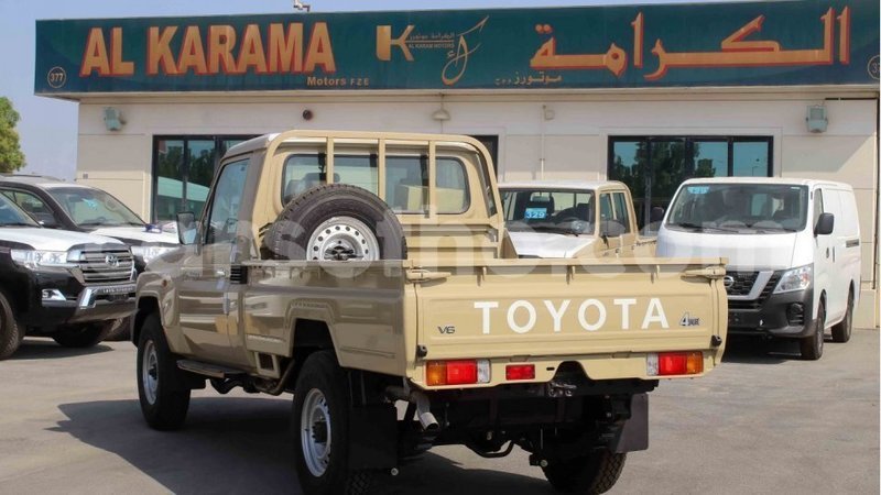 Big with watermark toyota land cruiser maseru import dubai 16651