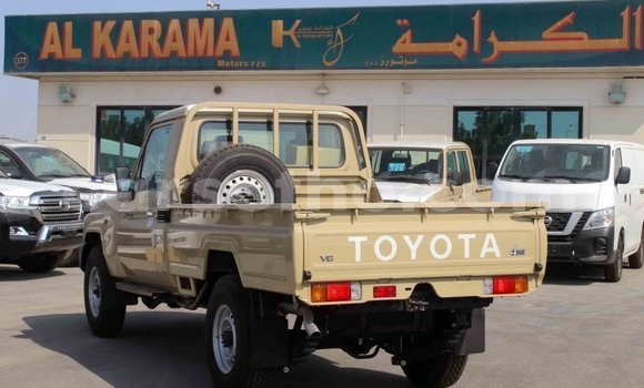 Buy Import Toyota Land Cruiser Beige Car in Import - Dubai in Maseru Buy Import Toyota Land Cruiser Beige Car in Import - Dubai in Maseru