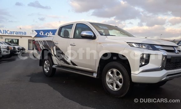Buy Import Mitsubishi L200 White Car in Import - Dubai in Maseru Buy Import Mitsubishi L200 White Car in Import - Dubai in Maseru