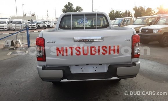 Buy Import Mitsubishi L200 White Car in Import - Dubai in Maseru Buy Import Mitsubishi L200 White Car in Import - Dubai in Maseru