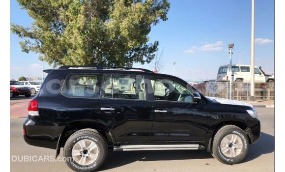 Buy Import Toyota Land Cruiser Black Car in Import - Dubai in Maseru Buy Import Toyota Land Cruiser Black Car in Import - Dubai in Maseru