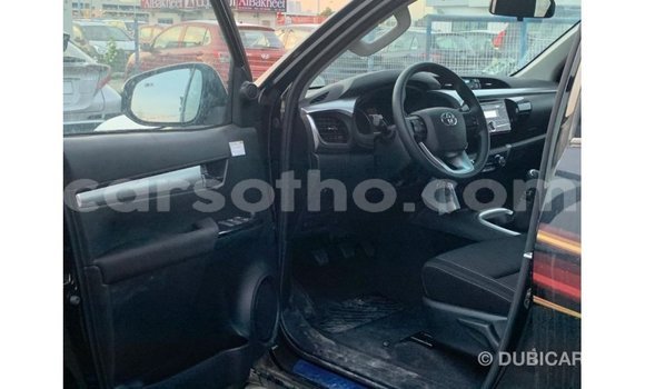 Acheter Import Voiture Toyota Hilux Noir à Import - Dubai, Maseru Acheter Import Voiture Toyota Hilux Noir à Import - Dubai, Maseru