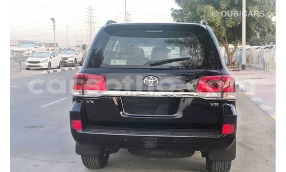 Buy Import Toyota Land Cruiser Black Car in Import - Dubai in Maseru Buy Import Toyota Land Cruiser Black Car in Import - Dubai in Maseru