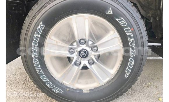 Buy Import Toyota Land Cruiser Black Car in Import - Dubai in Maseru Buy Import Toyota Land Cruiser Black Car in Import - Dubai in Maseru