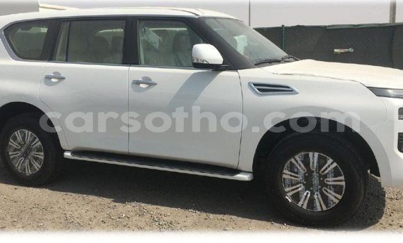 Sayi Imported Nissan Patrol White Mota in Import - Dubai a Maseru Sayi Imported Nissan Patrol White Mota in Import - Dubai a Maseru