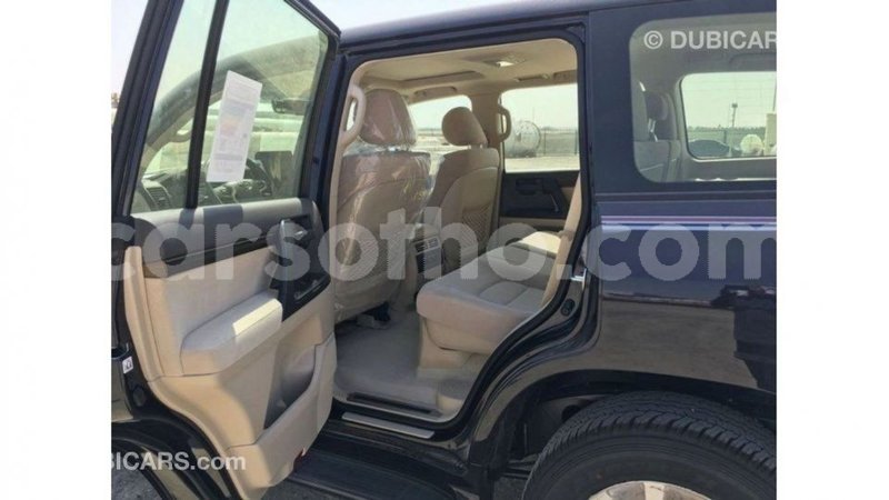 Big with watermark toyota land cruiser maseru import dubai 16672