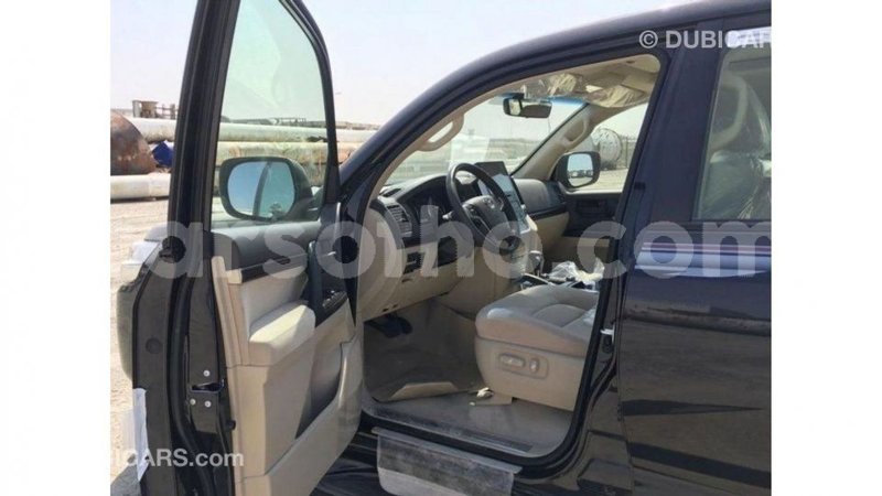 Big with watermark toyota land cruiser maseru import dubai 16672