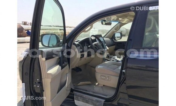 اشتري Imported Toyota Land Cruiser Black سيارة في Import - Dubai في Maseru اشتري Imported Toyota Land Cruiser Black سيارة في Import - Dubai في Maseru