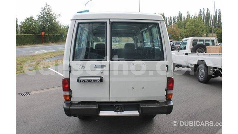 Big with watermark toyota land cruiser maseru import dubai 16673