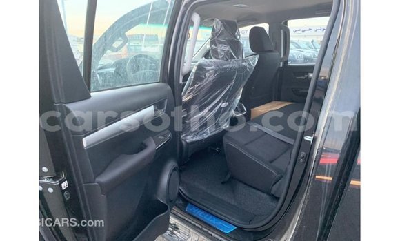 اشتري Imported Toyota Hilux Black سيارة في Import - Dubai في Maseru اشتري Imported Toyota Hilux Black سيارة في Import - Dubai في Maseru