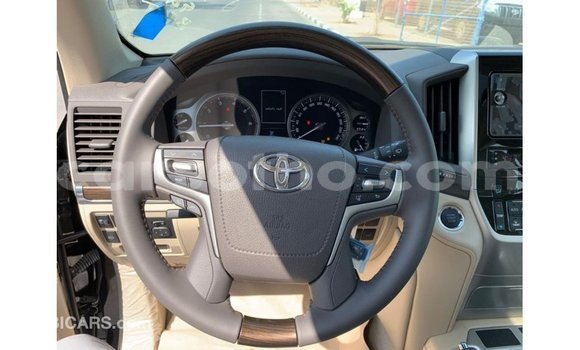 Buy Import Toyota Land Cruiser Black Car in Import - Dubai in Maseru Buy Import Toyota Land Cruiser Black Car in Import - Dubai in Maseru