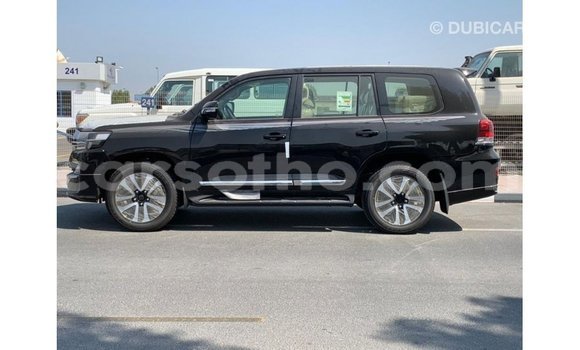 Buy Import Toyota Land Cruiser Black Car in Import - Dubai in Maseru Buy Import Toyota Land Cruiser Black Car in Import - Dubai in Maseru