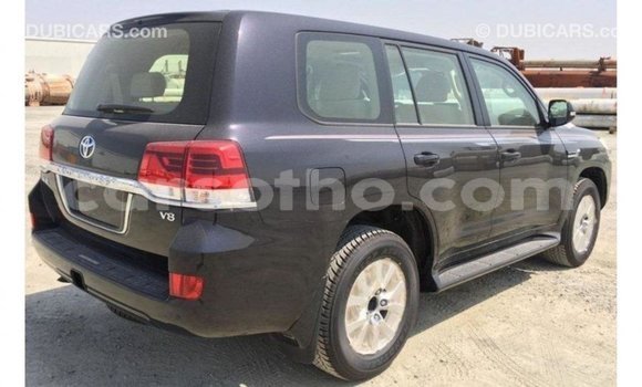اشتري Imported Toyota Land Cruiser Black سيارة في Import - Dubai في Maseru اشتري Imported Toyota Land Cruiser Black سيارة في Import - Dubai في Maseru