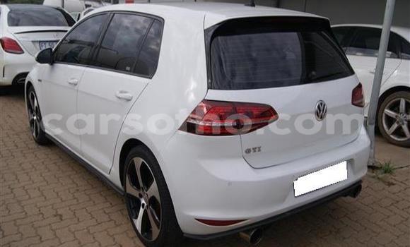 اشتري مستعمل Volkswagen Golf GTI White سيارة في Thaba–Tseka في Mafeteng اشتري مستعمل Volkswagen Golf GTI White سيارة في Thaba–Tseka في Mafeteng