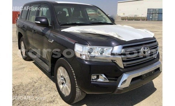 Sayi Imported Toyota Land Cruiser Black Mota in Import - Dubai a Maseru Sayi Imported Toyota Land Cruiser Black Mota in Import - Dubai a Maseru