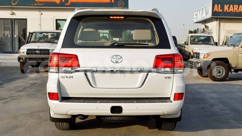 Big with watermark toyota land cruiser maseru import dubai 16699