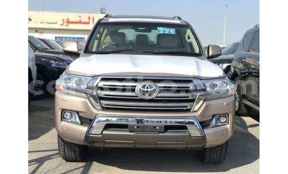 Buy Import Toyota Land Cruiser Other Car in Import - Dubai in Maseru Buy Import Toyota Land Cruiser Other Car in Import - Dubai in Maseru