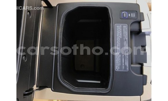 Buy Import Toyota Land Cruiser Other Car in Import - Dubai in Maseru Buy Import Toyota Land Cruiser Other Car in Import - Dubai in Maseru