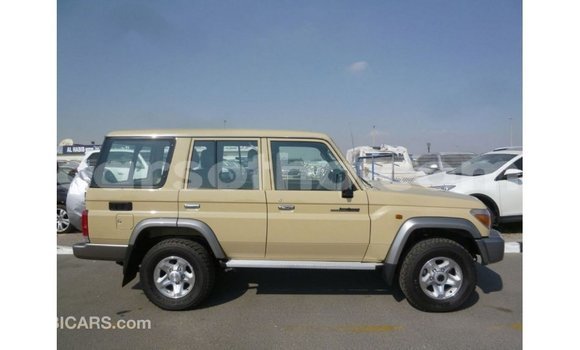 اشتري Imported Toyota Land Cruiser Beige سيارة في Import - Dubai في Maseru اشتري Imported Toyota Land Cruiser Beige سيارة في Import - Dubai في Maseru