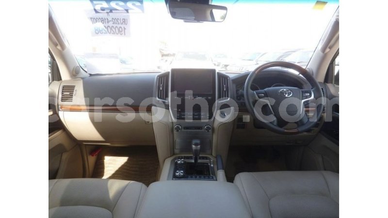 Big with watermark toyota land cruiser maseru import dubai 16704