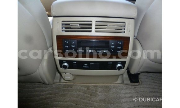 Buy Import Toyota Land Cruiser Black Car in Import - Dubai in Maseru Buy Import Toyota Land Cruiser Black Car in Import - Dubai in Maseru
