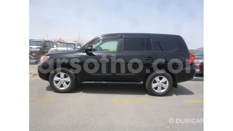 Big with watermark toyota land cruiser maseru import dubai 16705