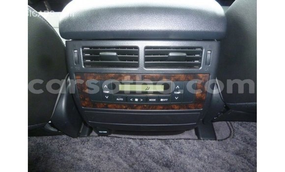 Sayi Imported Toyota Land Cruiser Black Mota in Import - Dubai a Maseru Sayi Imported Toyota Land Cruiser Black Mota in Import - Dubai a Maseru
