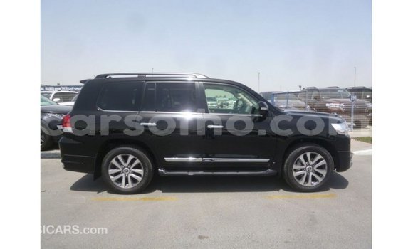 اشتري Imported Toyota Land Cruiser Black سيارة في Import - Dubai في Maseru اشتري Imported Toyota Land Cruiser Black سيارة في Import - Dubai في Maseru