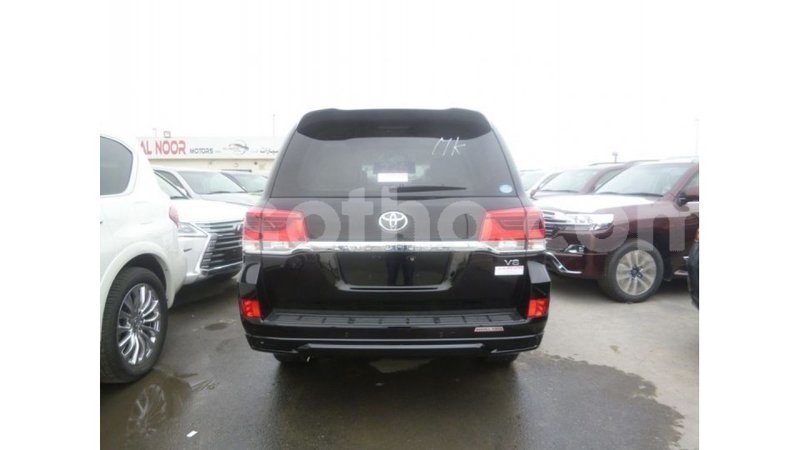 Big with watermark toyota land cruiser maseru import dubai 16714