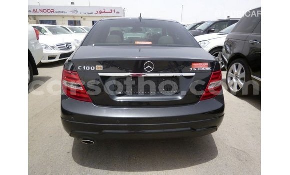 اشتري Imported Mercedes-Benz 190 Black سيارة في Import - Dubai في Maseru اشتري Imported Mercedes-Benz 190 Black سيارة في Import - Dubai في Maseru