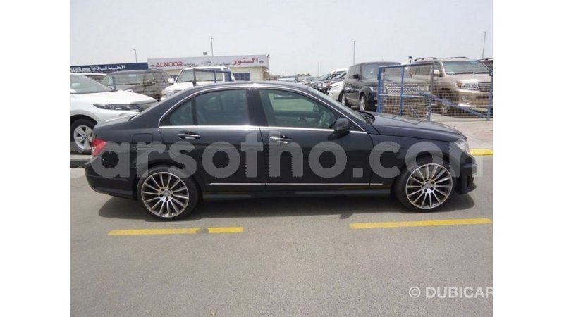 Big with watermark mercedes benz 190 maseru import dubai 16715