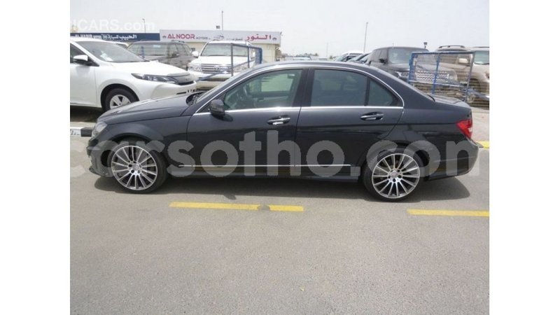 Big with watermark mercedes benz 190 maseru import dubai 16715