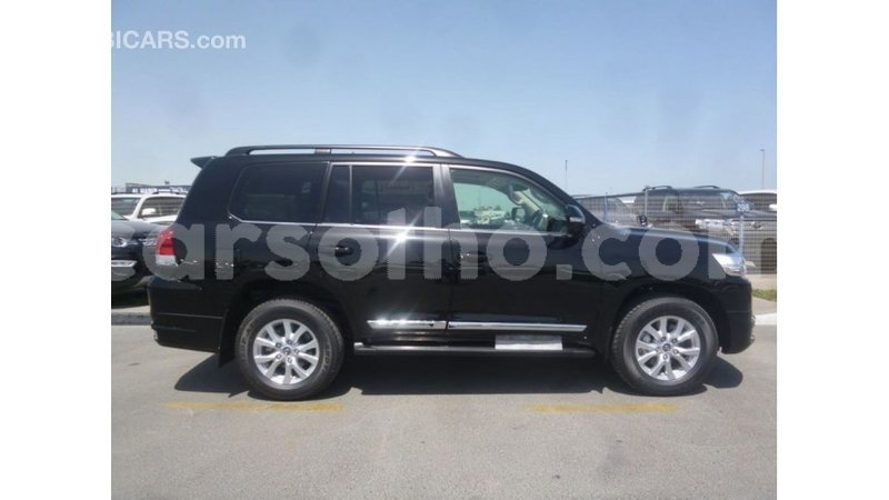 Big with watermark toyota land cruiser maseru import dubai 16716