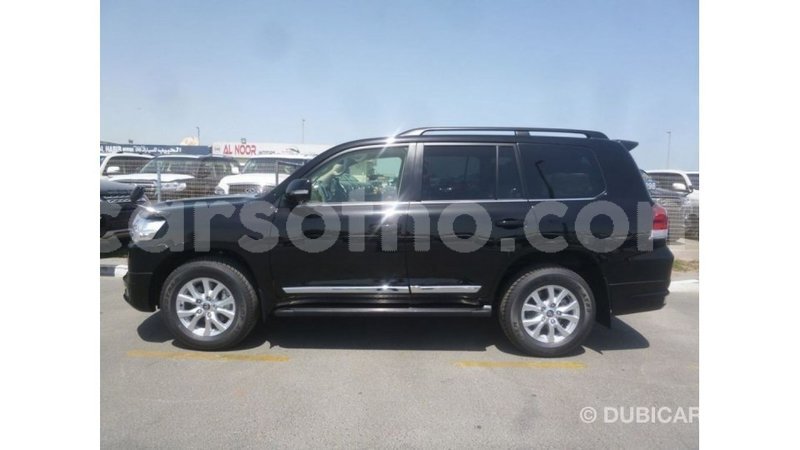 Big with watermark toyota land cruiser maseru import dubai 16716