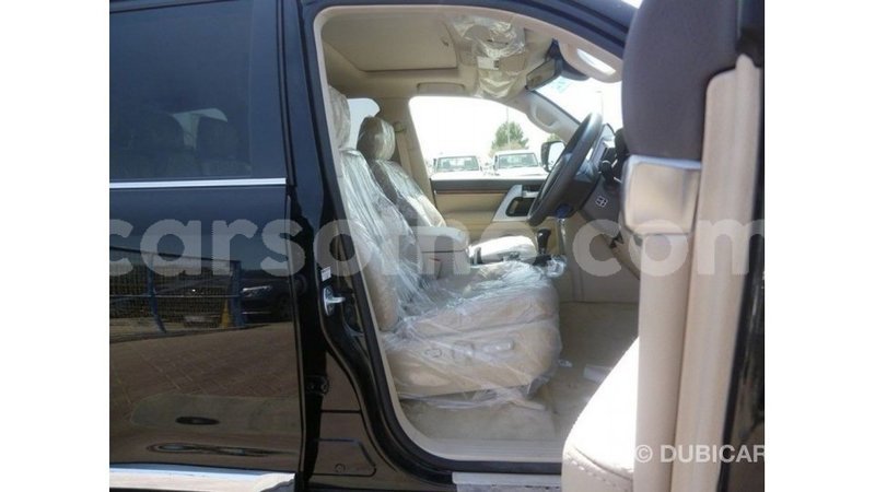 Big with watermark toyota land cruiser maseru import dubai 16716