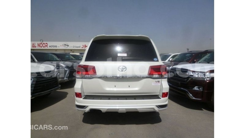 Big with watermark toyota land cruiser maseru import dubai 16718