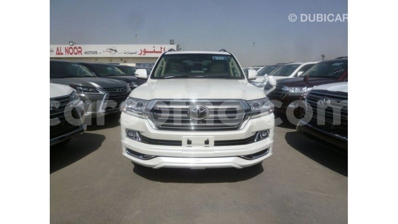 Big with watermark toyota land cruiser maseru import dubai 16718